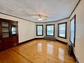 94 Madison Ave in Newton, MA - Building Photo - Building Photo