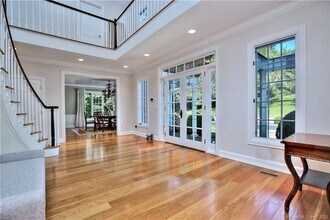 30 Soundview Farm Rd in Weston, CT - Building Photo - Building Photo