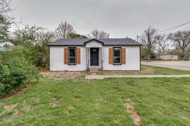 property at 208 North Ave