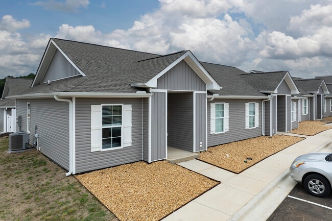Sanctuary at Indian Creek in Madison, AL - Foto de edificio - Building Photo