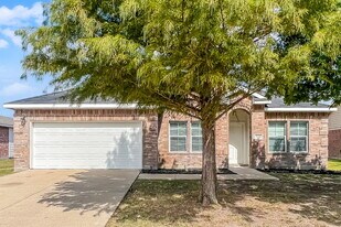 1106 Longhorn Ln in Forney, TX - Building Photo