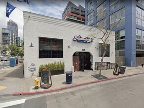 ICON in San Diego, CA - Foto de edificio - Building Photo