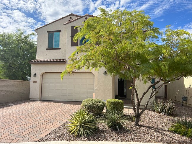 property at 2945 E Aloe Pl