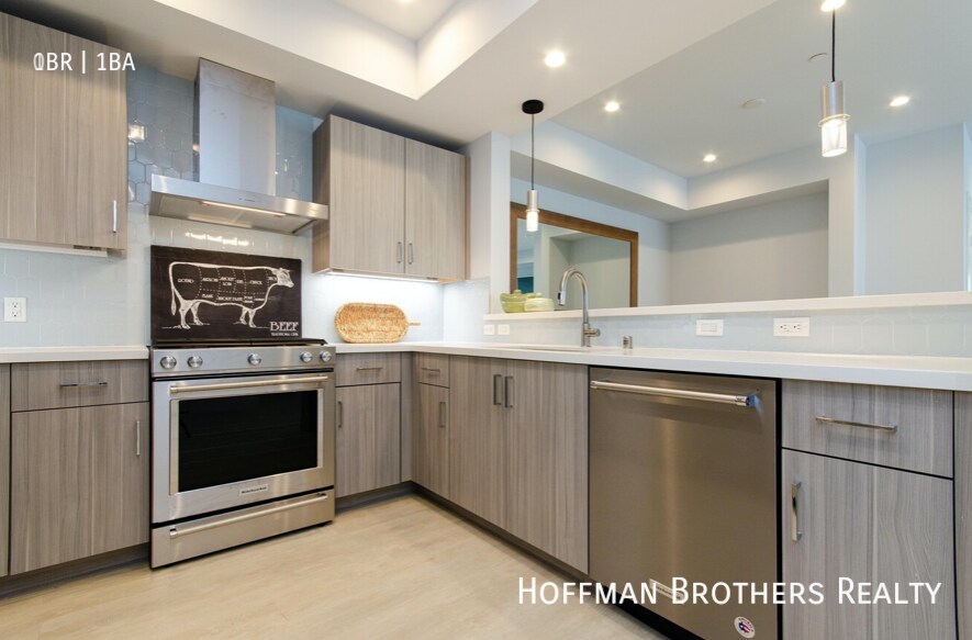 5957 Saturn St-Unit -207 in Los Angeles, CA - Building Photo