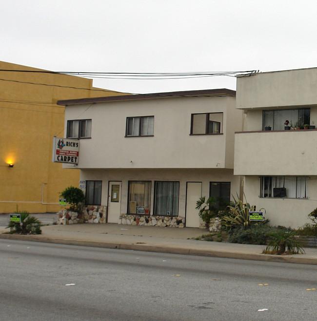 15529-15531 S Normandie Ave in Gardena, CA - Foto de edificio - Building Photo