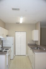 821 Grand Regency Pointe-Unit -821 Grand 103 in Altamonte Springs, FL - Building Photo - Building Photo