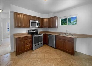9120 Niger Dr in Affton, MO - Building Photo - Building Photo