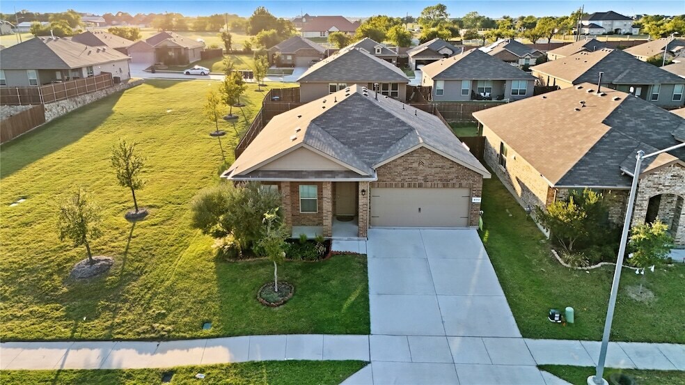 8313 Twisted Pne Wy in Fort Worth, TX - Building Photo