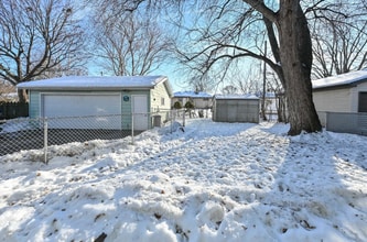 7919 W Norwich Ave, Unit 7921 in Milwaukee, WI - Foto de edificio - Building Photo