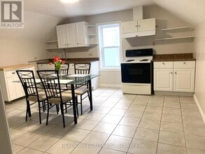 162 Darling St in Brantford, ON - Building Photo - Building Photo