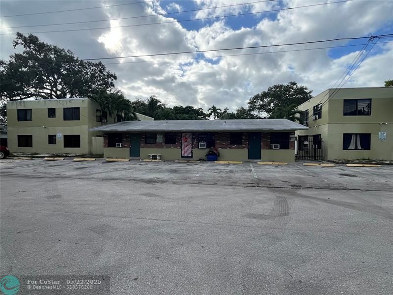 1113 SW 15th Terrace in Fort Lauderdale, FL - Building Photo