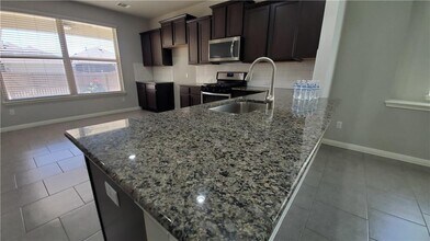 524 Palmilla St in Leander, TX - Building Photo - Building Photo