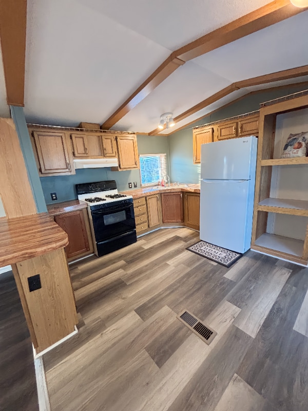 property at 711 N 19th St