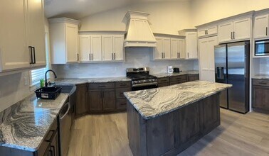 184 Galena Smt Dr in Idaho Falls, ID - Building Photo - Building Photo