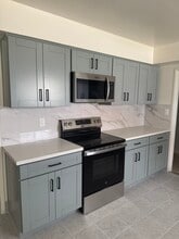 5805 Alta Vista Ave in San Diego, CA - Building Photo - Building Photo