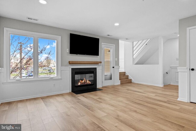 property at 84 Catherine Ct
