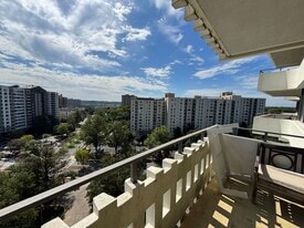 6301 Stevenson Ave, Unit 1109 in Alexandria, VA - Building Photo