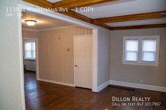1130 W Minnehaha Ave-Unit -1 COPY in St. Paul, MN - Building Photo - Building Photo