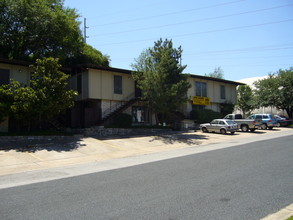 The Bungalows at Fort Acres in Austin, TX - Building Photo - Building Photo