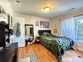 140 Newton St, Unit 4 in Boston, MA - Foto de edificio - Building Photo