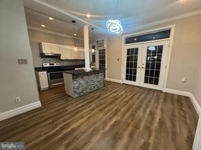 228 Ascot Pl NE in Washington, DC - Building Photo - Building Photo