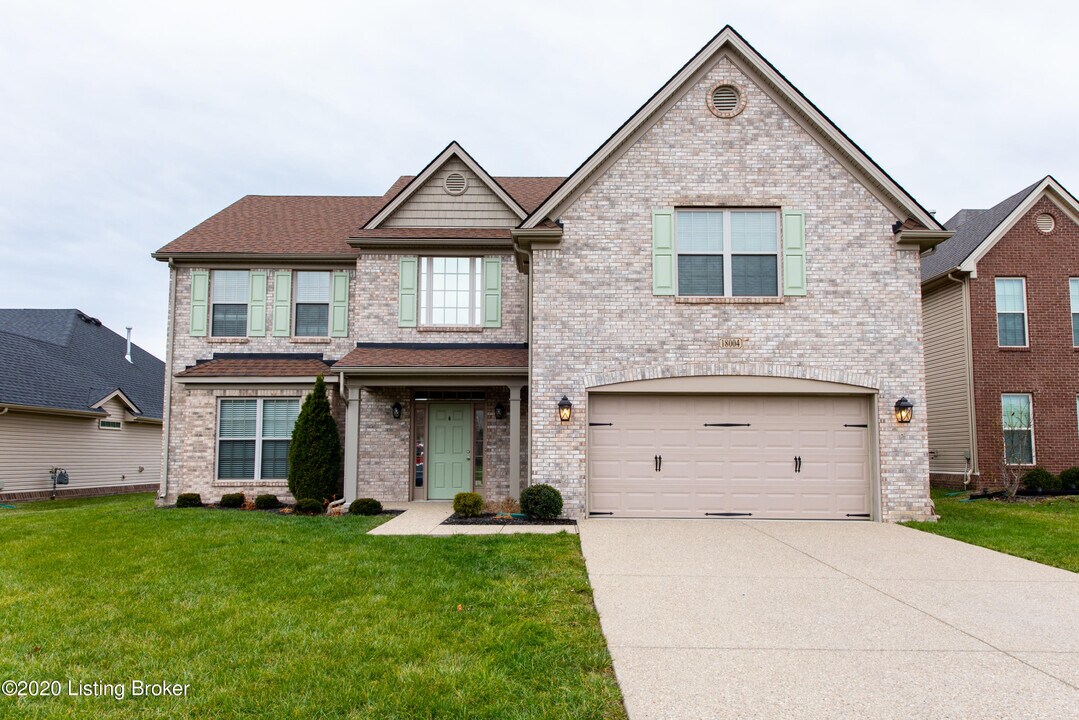 18004 Duckleigh Ln in Louisville, KY - Building Photo