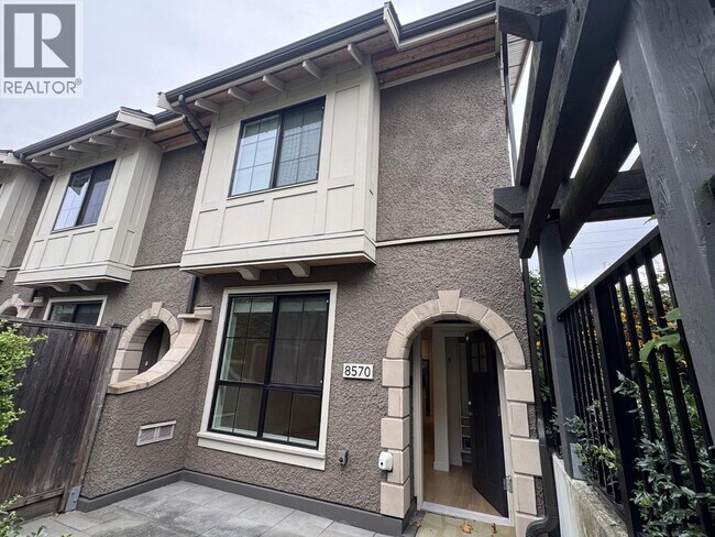 8570 Osler St in Vancouver, BC - Building Photo - Building Photo