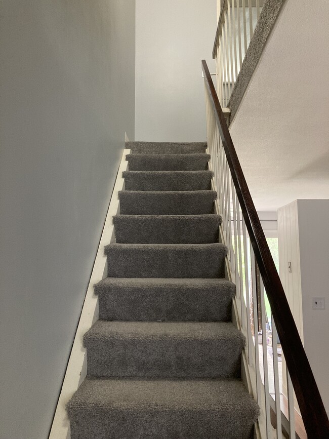 property at 4274 Langley Ct SE