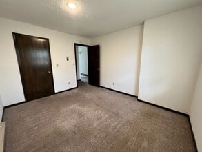 421-421 N Shiloh Ave in Columbia, MO - Building Photo - Building Photo