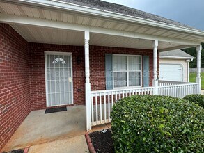 3854 Wheaton Ct in Snellville, GA - Building Photo - Building Photo
