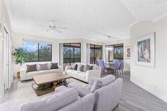 7546 La Paz Blvd in Boca Raton, FL - Building Photo - Building Photo