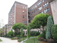 2003 Commonwealth Ave in Boston, MA - Foto de edificio - Building Photo