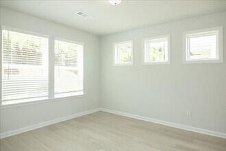 100 Werner Brk Wy SW in Atlanta, GA - Building Photo - Building Photo