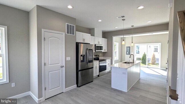 2251 Papermill Rd in Winchester, VA - Building Photo - Building Photo