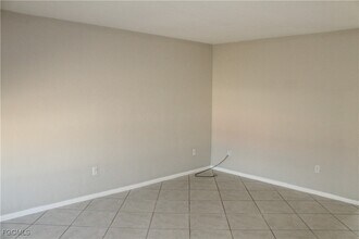 511 SE 5th Pl in Cape Coral, FL - Building Photo - Building Photo