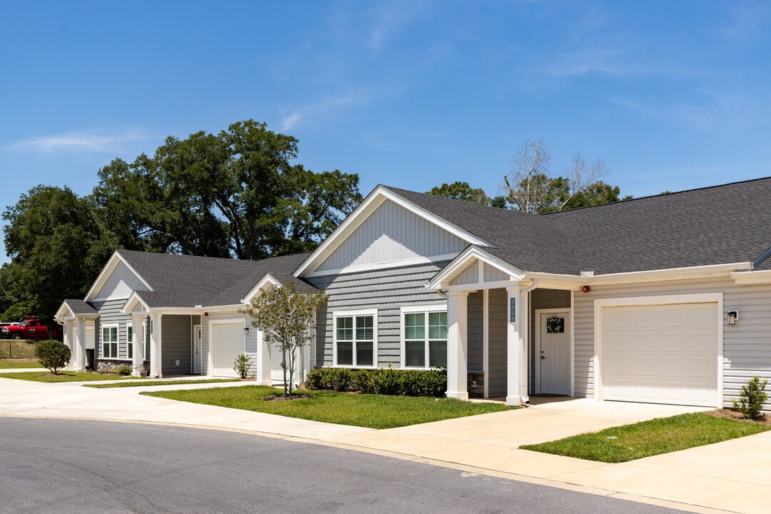 Arena Villas at Blue Angel in Pensacola, FL - Foto de edificio