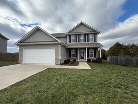 2604 Farmhouse Dr in Maryville, TN - Building Photo