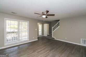 10972 Clearwater Dr in Hampton, GA - Building Photo - Building Photo