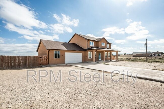868 E Sandusky Dr in Pueblo West, CO - Building Photo - Building Photo