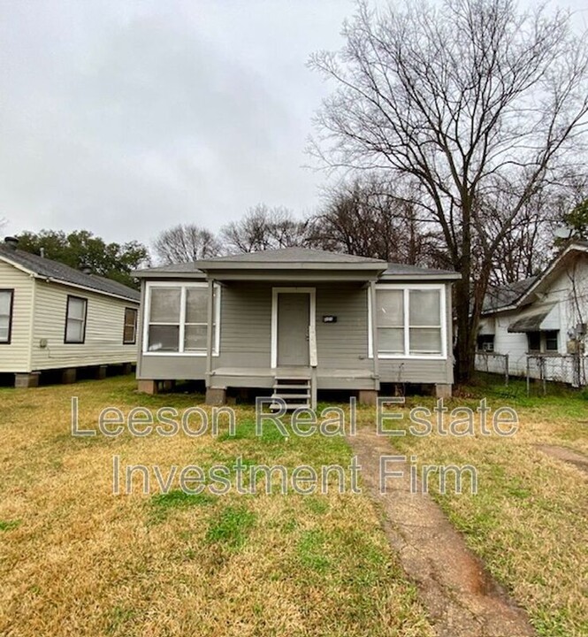 501 Wyche St in Bossier City, LA - Building Photo