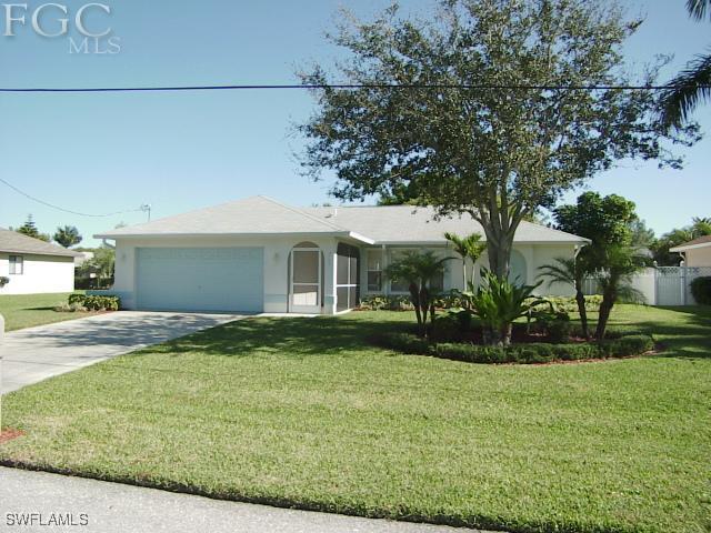 709 SE 20th Pl in Cape Coral, FL - Building Photo