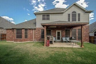 204 Granite Falls Dr in Keller, TX - Building Photo - Building Photo