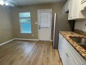 556 Edgecliff Ln in Evans, GA - Building Photo - Building Photo