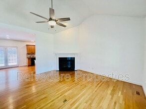 7541 Strawberry Rd in Summerfield, NC - Building Photo - Building Photo