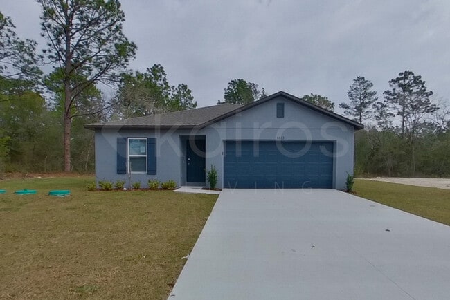 property at 8833 N Vienna Dr