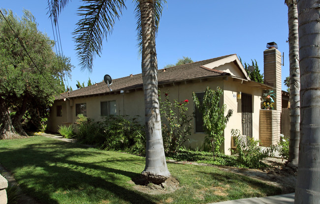 Anaheim Cottages in Anaheim, CA - Foto de edificio - Building Photo