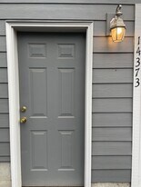 14373 Emily Pl, Unit Private Studio in Oregon City, OR - Building Photo