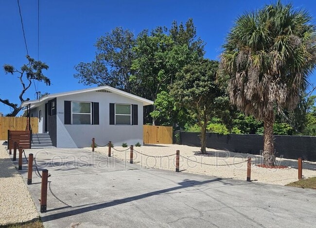 property at 15233 Omaha St