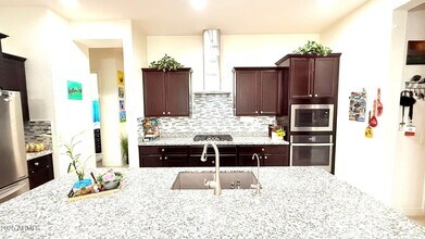 7443 W Spur Dr in Peoria, AZ - Building Photo - Building Photo