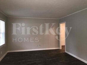 844 Toliver St NE in Marietta, GA - Building Photo - Building Photo